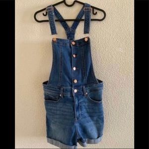 Guess size 29 overall shorts